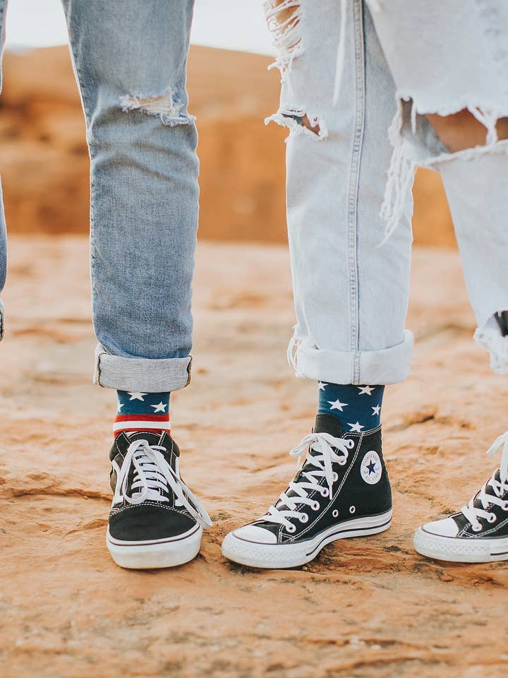 Alynn - Wholesale Socks - Men's - Let Feet-dom Ring American Flag Patriotic Sock - by Alynn