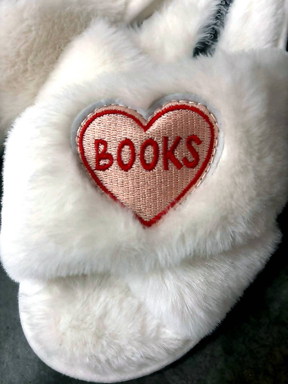 Beauty Stash - Wholesale Slippers - Women's - Book Lover Slippers – Cozy Plush Reading Slippers with Cushioned Sole (Sizes 5–10)1