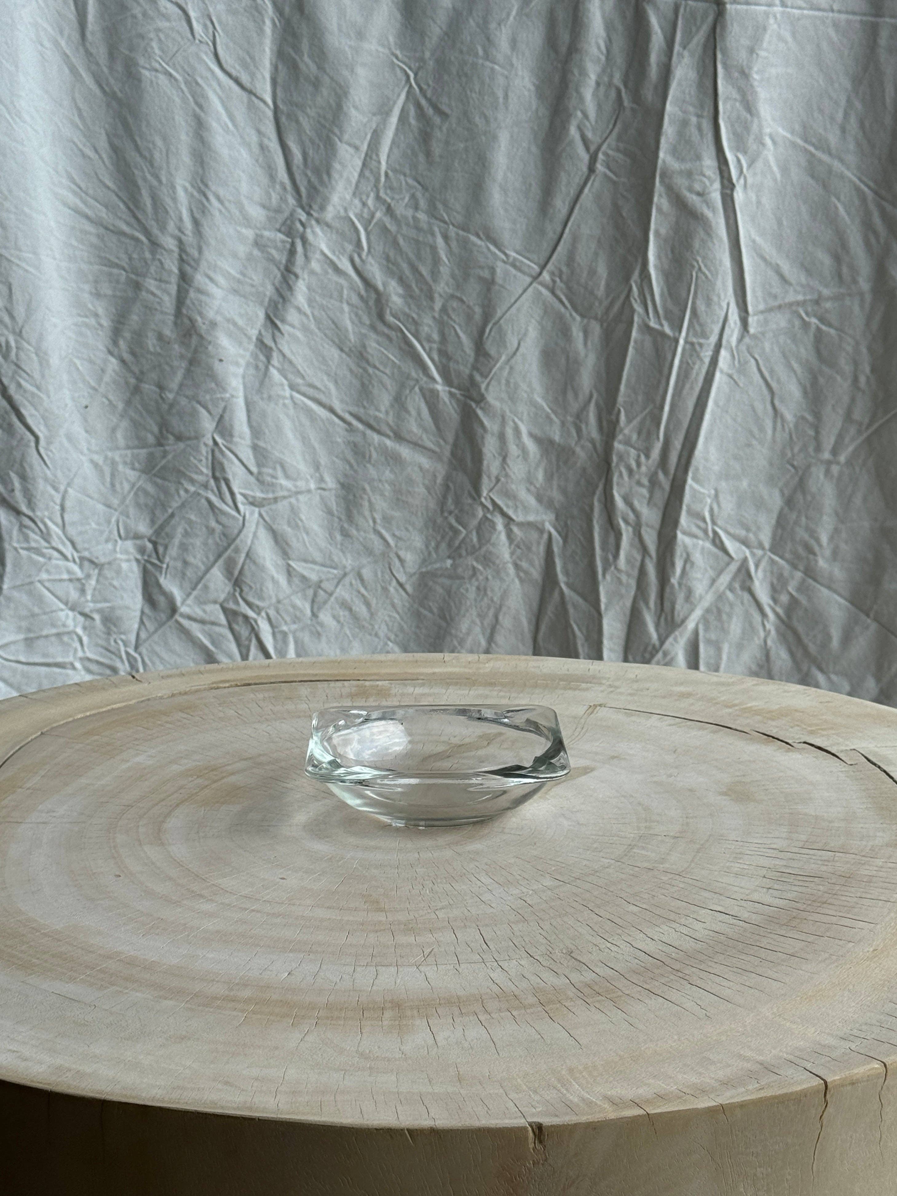 Office Objets - Wholesale Ashtray - Small square ashtray Duralex Saint Gobain France7