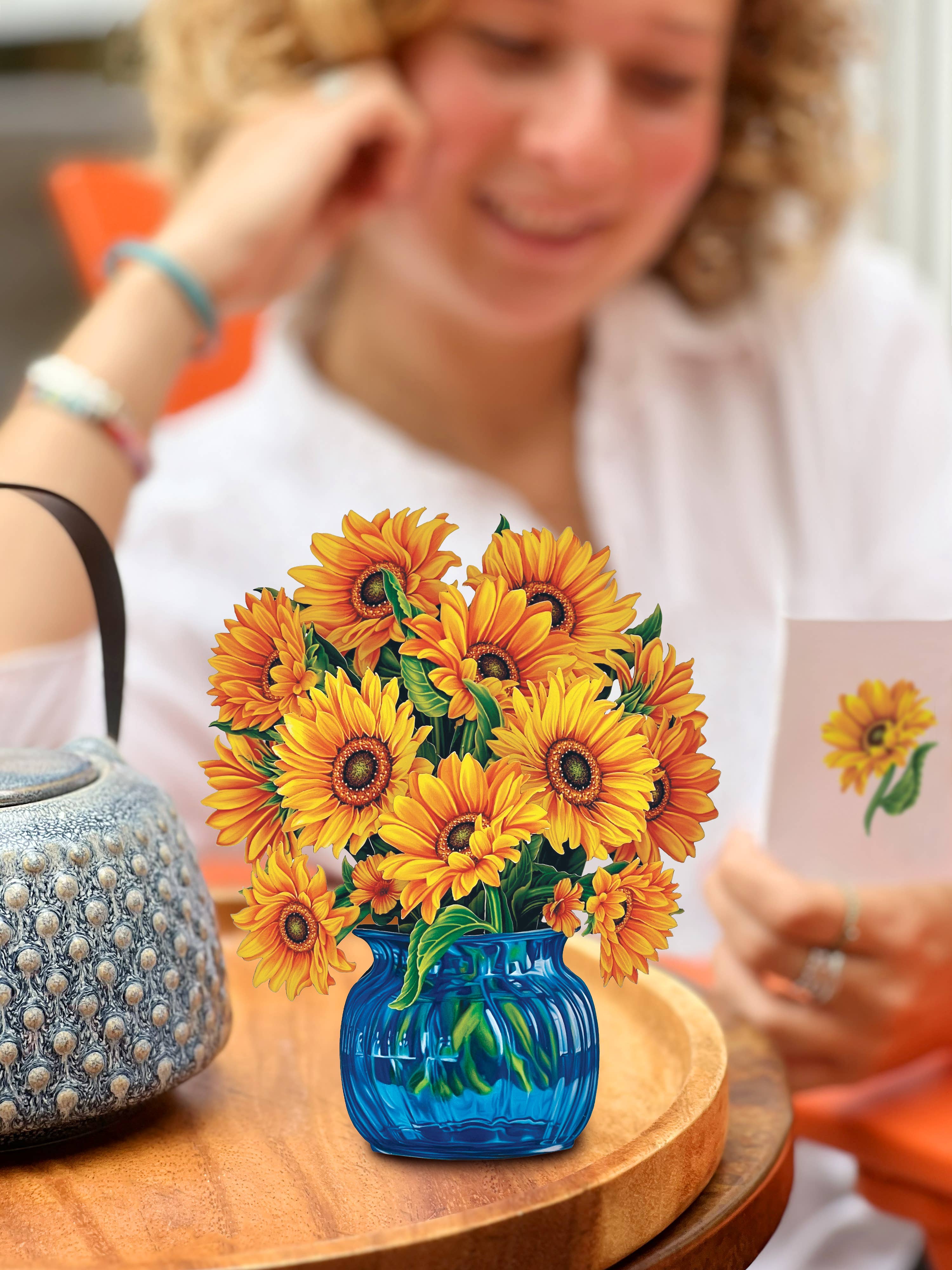 FreshCut Paper LLC - Wholesale Everyday Greeting Card - Mini Sunflowers (10 Pop-up Greeting Cards)2