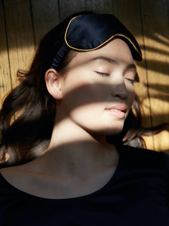 Selena - Maschera per dormire nelle notti blu per la vendita all'ingrosso da parte di Ad Astra the Label