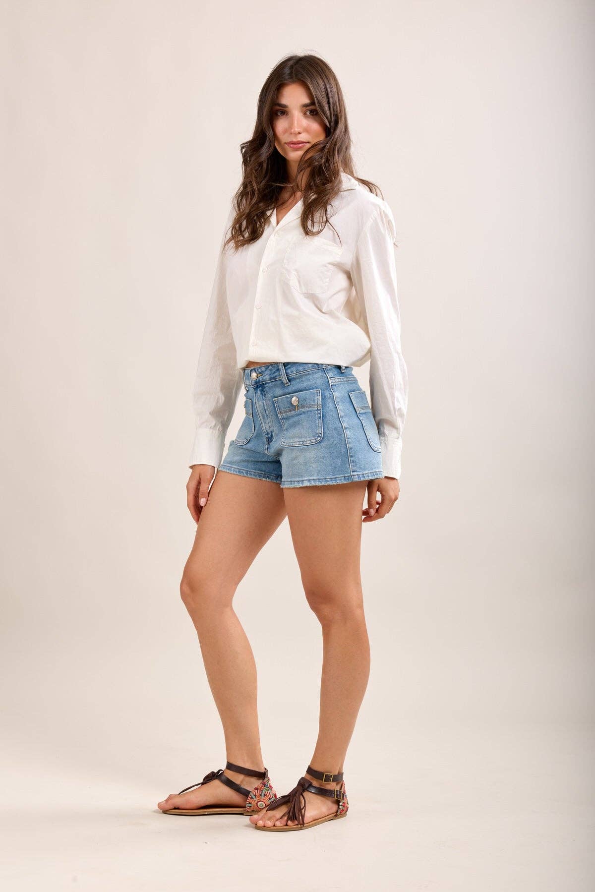 Bleu jean Toxik3 short court boutons poches avant for wholesale on Faire3