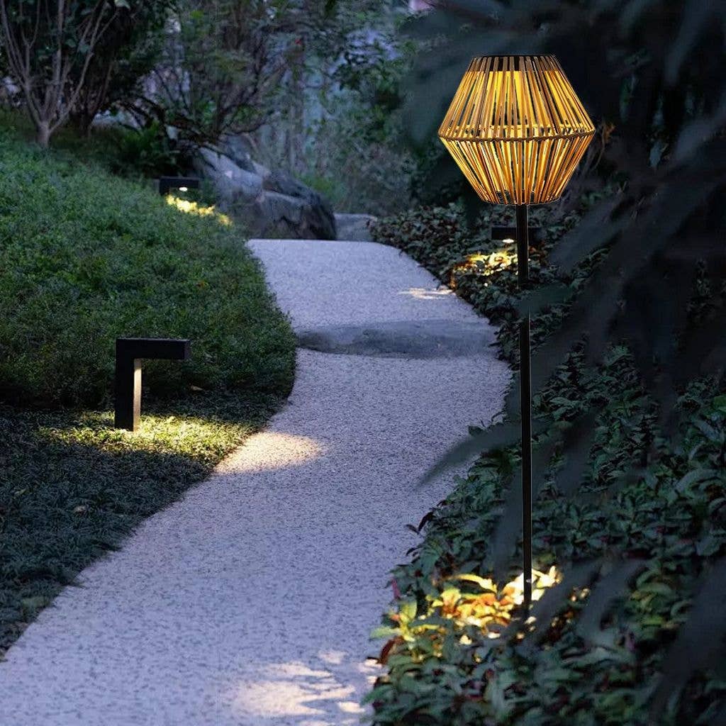 MARRON Lampadaire solaire en rotin de 120 cm pour extérieur en vente sur Faire4