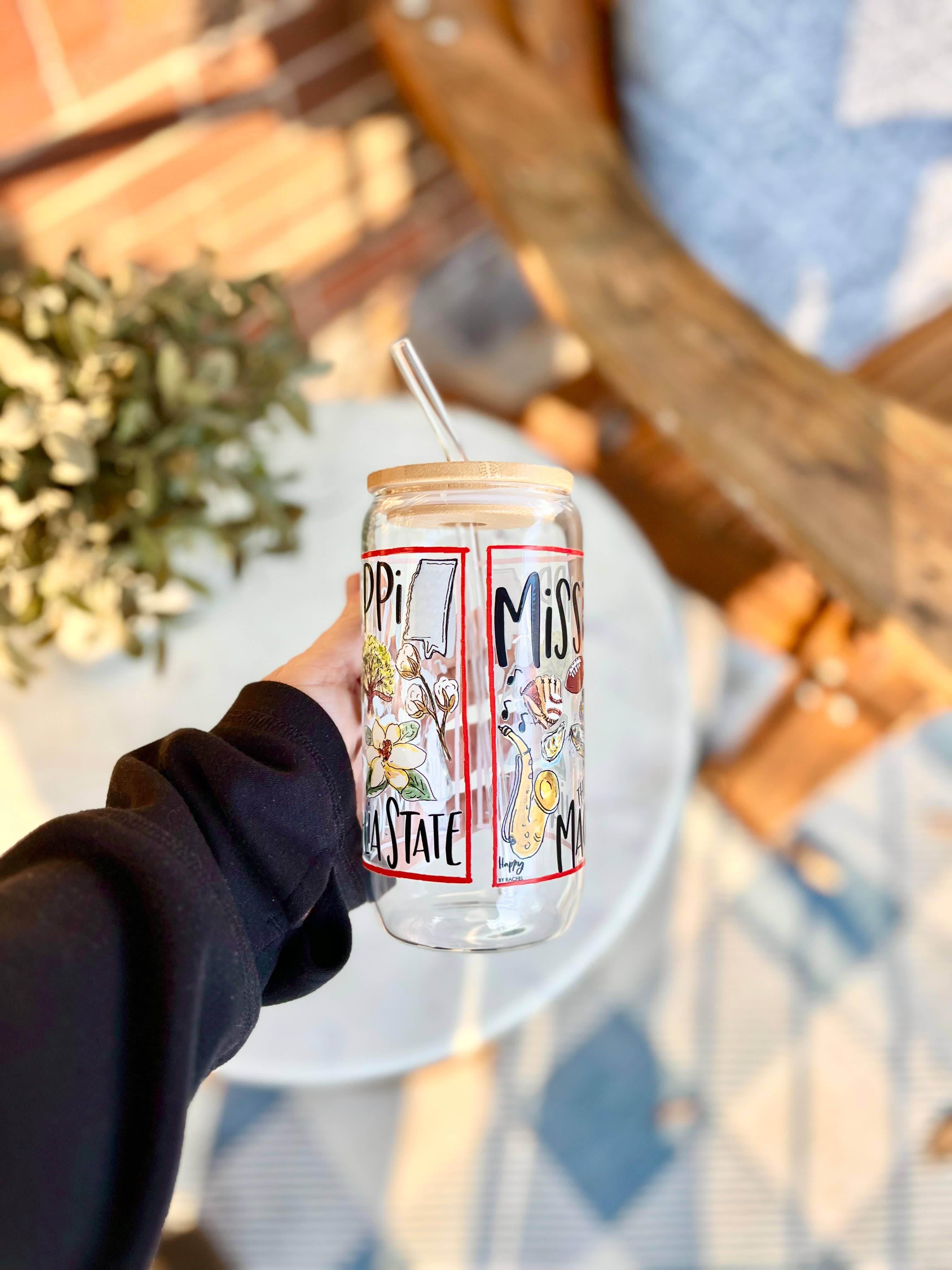 Happy By Rachel, LLC - Wholesale Drinking Glass/Cup - State of Mississippi 16 oz Glassware w/ Bamboo Lid & Straw1