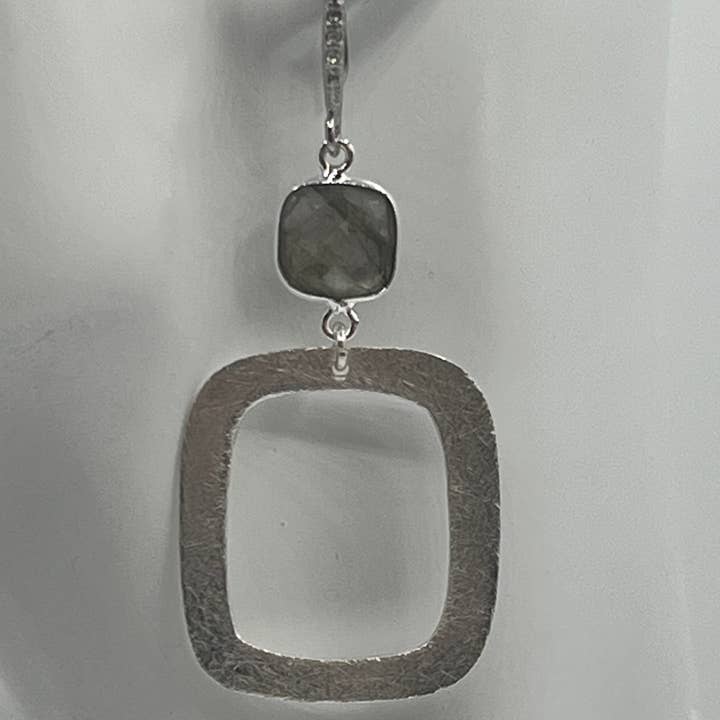 Boucle d'oreille en pierre précieuse/Argent carré, Labradorite taille coussin pour la vente par Ritzy Roxx