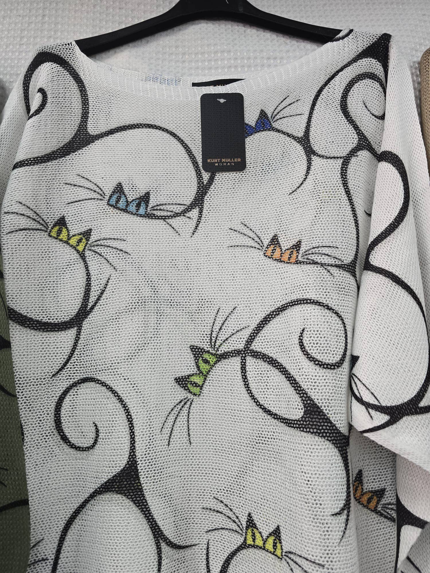 Kurt Muller – wholesale Knit top – Women's – Swirls Mesh Knit Top2