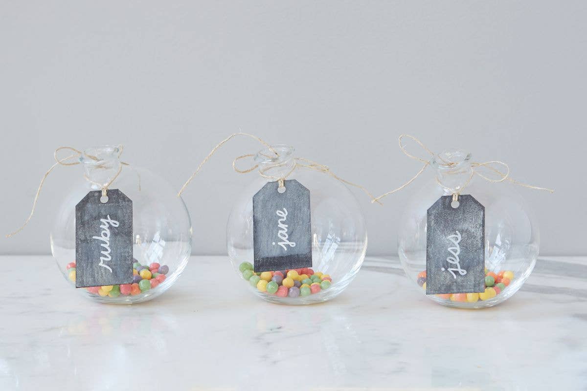 etúHOME - Wholesale Vase - Glass Sphere Bud Vase, Clear2