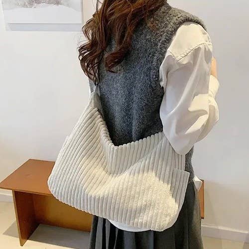 JOSSLYN by wall to wall – wholesale Axelremsväska – Dam – Corduroy casual quiltad axelväska | 40P5821