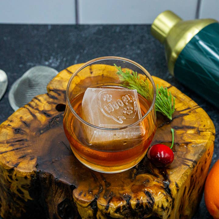 Siligrams - Wholesale Ice tray/mould - Dog Ice Cube Tray by Siligrams3