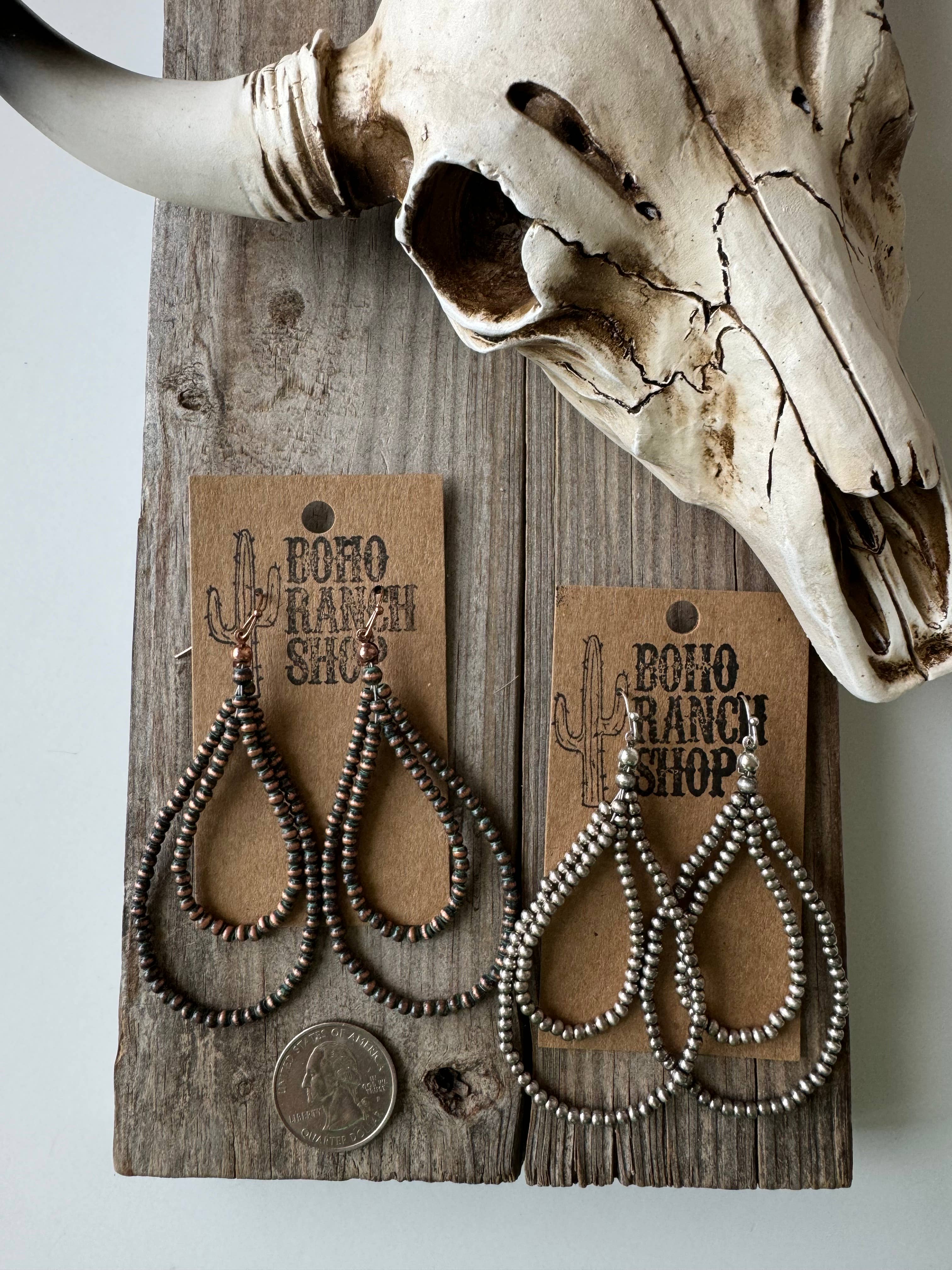 Boho Ranch Shop - Vente Créoles - Longues boucles d'oreilles pendantes en forme de double larme en perles de style Navajo3