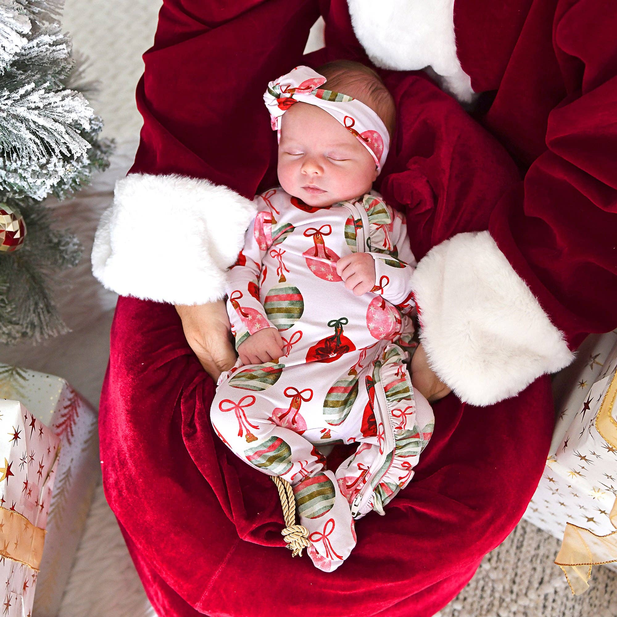 Gigi and Max - Wholesale Jumpsuit - Baby - Kit Ornaments RUFFLE ZIP xmas bamboo baby one piece outfit8