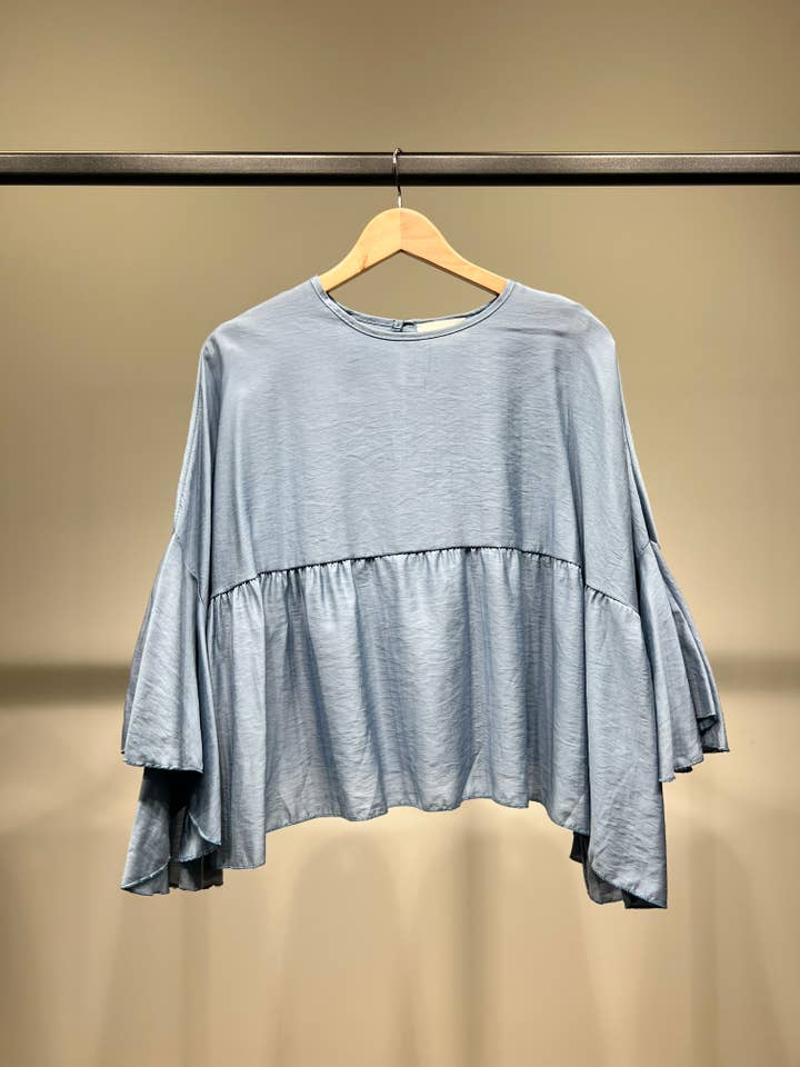 L'Emotion - Wholesale Blouse - Women's - Flared High Wide Buttoned Back Batwing Sleeve4