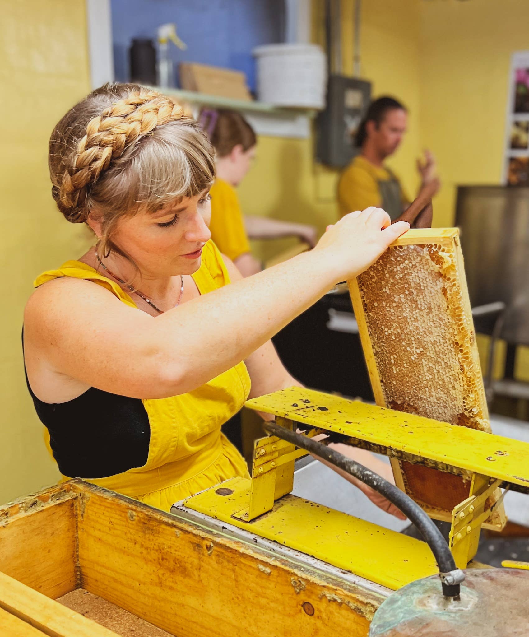 Messner Bee Farm - Vendita all'ingrosso Lozioni per mani e corpo - Honeysuckle Vanilla - Lozione per latte e miele - 8oz3