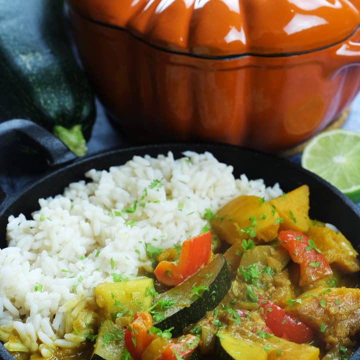 Crucible Cookware – wholesale Pot & pan set – Enameled Cast Iron Pumpkin Pot, Dutch Oven, Cocotte, Orange10