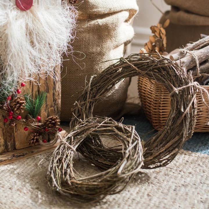 Rustic Reach - Wholesale Wreath - Natural Rattan and Willow Wreath10