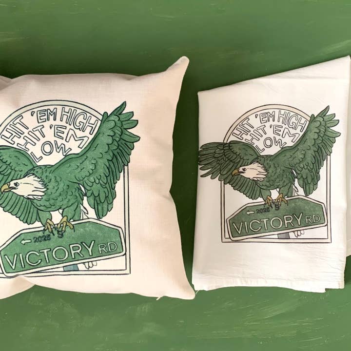 Meadowbrook Lane - Wholesale Throw Pillow Cover - Philly Hit em High Eagle Pillow Case1