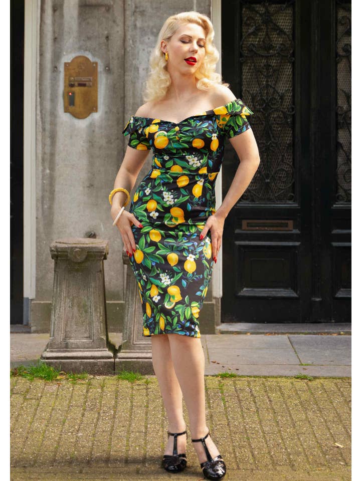 Dolly & Dotty – wholesale Klänning - Dam – Monroe axelbandslös pennklänning i svart citronmönster