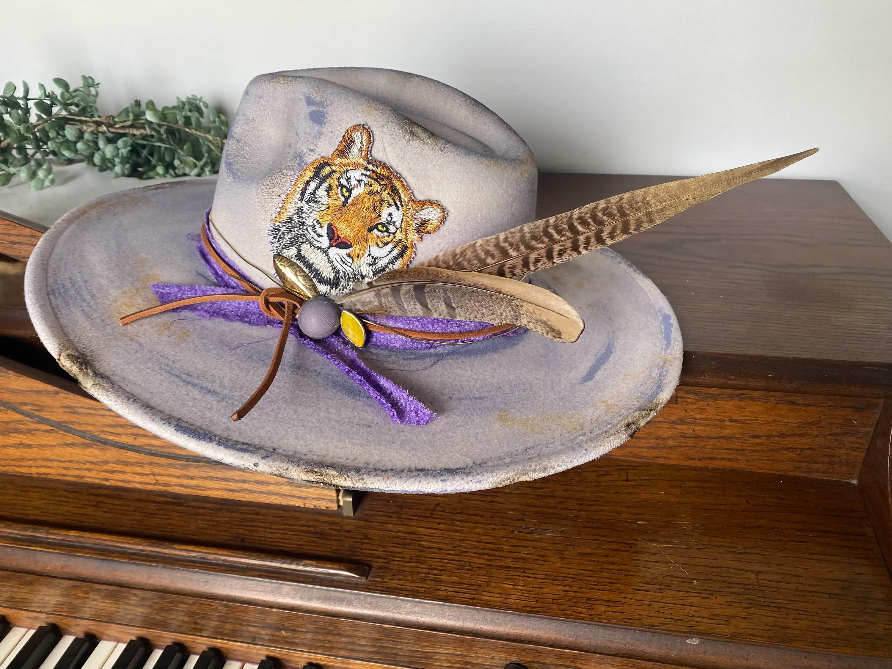 Southern Yankee Hat Bar - Wholesale Fedora - Women's - Geaux Tigers Game Day Garb 0
