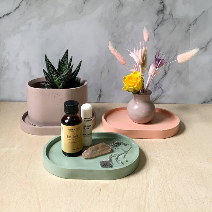 Left Corner Goods - Wholesale Decorative Tray - Concrete Oval Tray | candle catch all | Plant tray