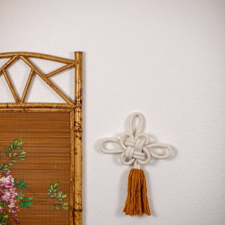 Freeleaf - Wholesale Decorative Tassel/Wall Drop - The Unity Knot5