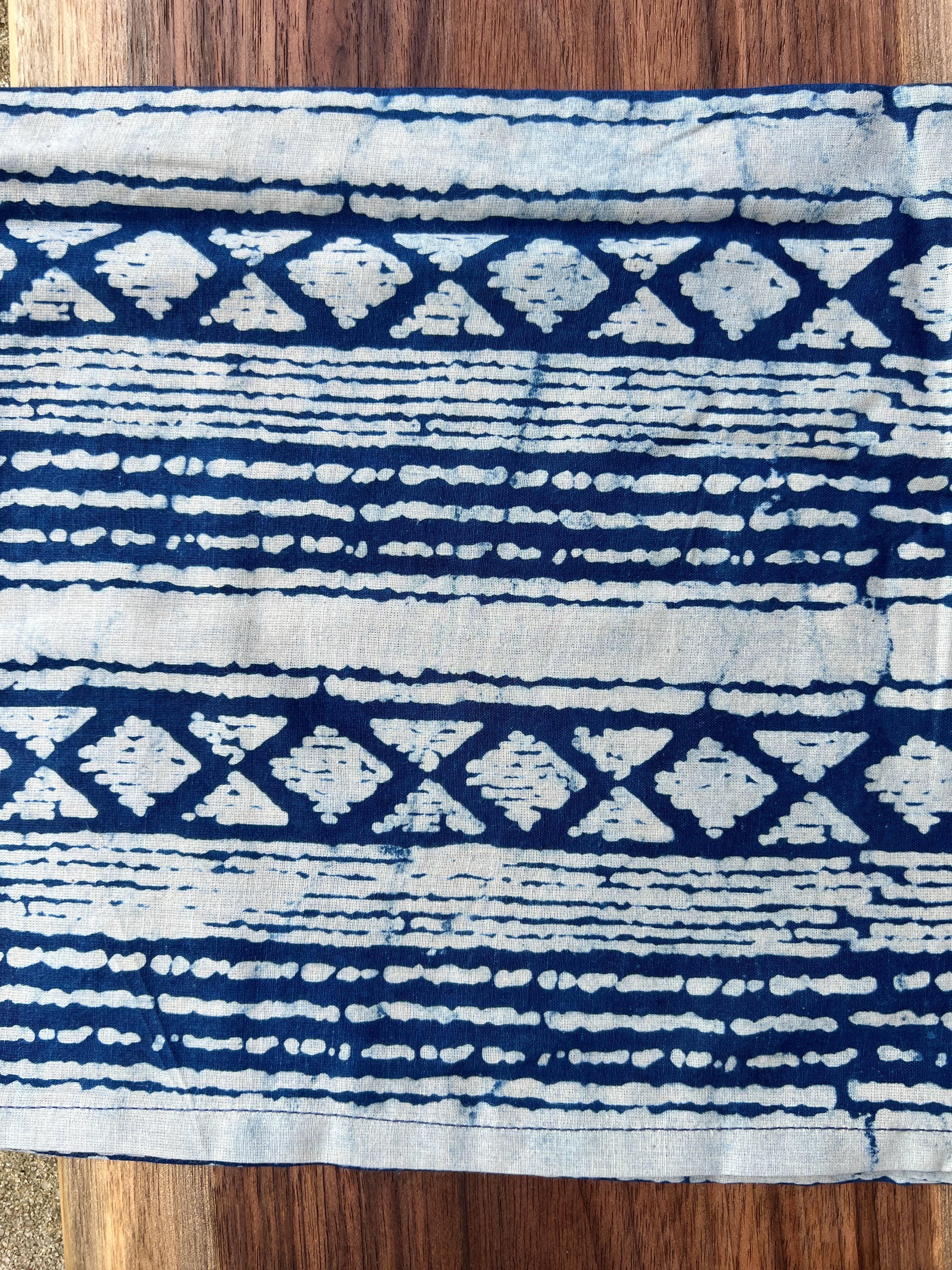 Peaceware - Wholesale Dinner & Cloth Napkin - Cotton Table Napkins - Assorted Indigo -Aria (Set of 4)6