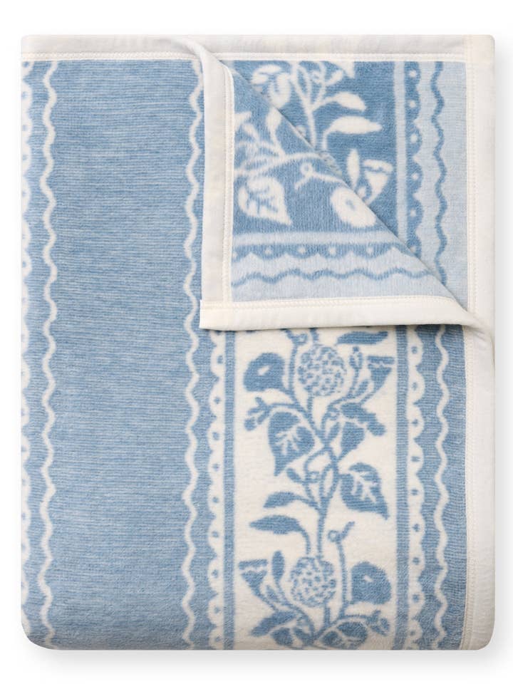 Plaid à rayures Clara pour la vente par ChappyWrap