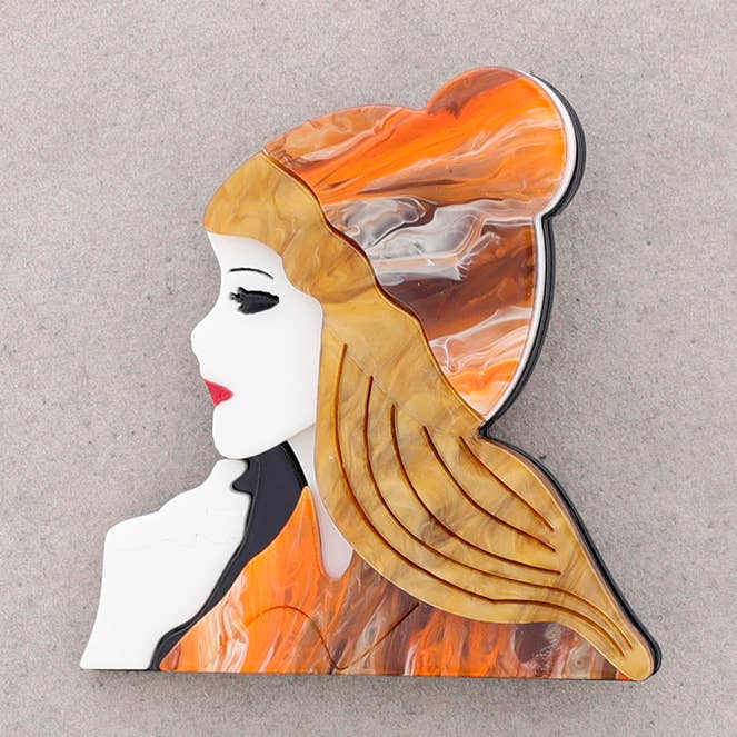 Spilla in resina con ragazza con cappello per la vendita all'ingrosso da parte di Sonata