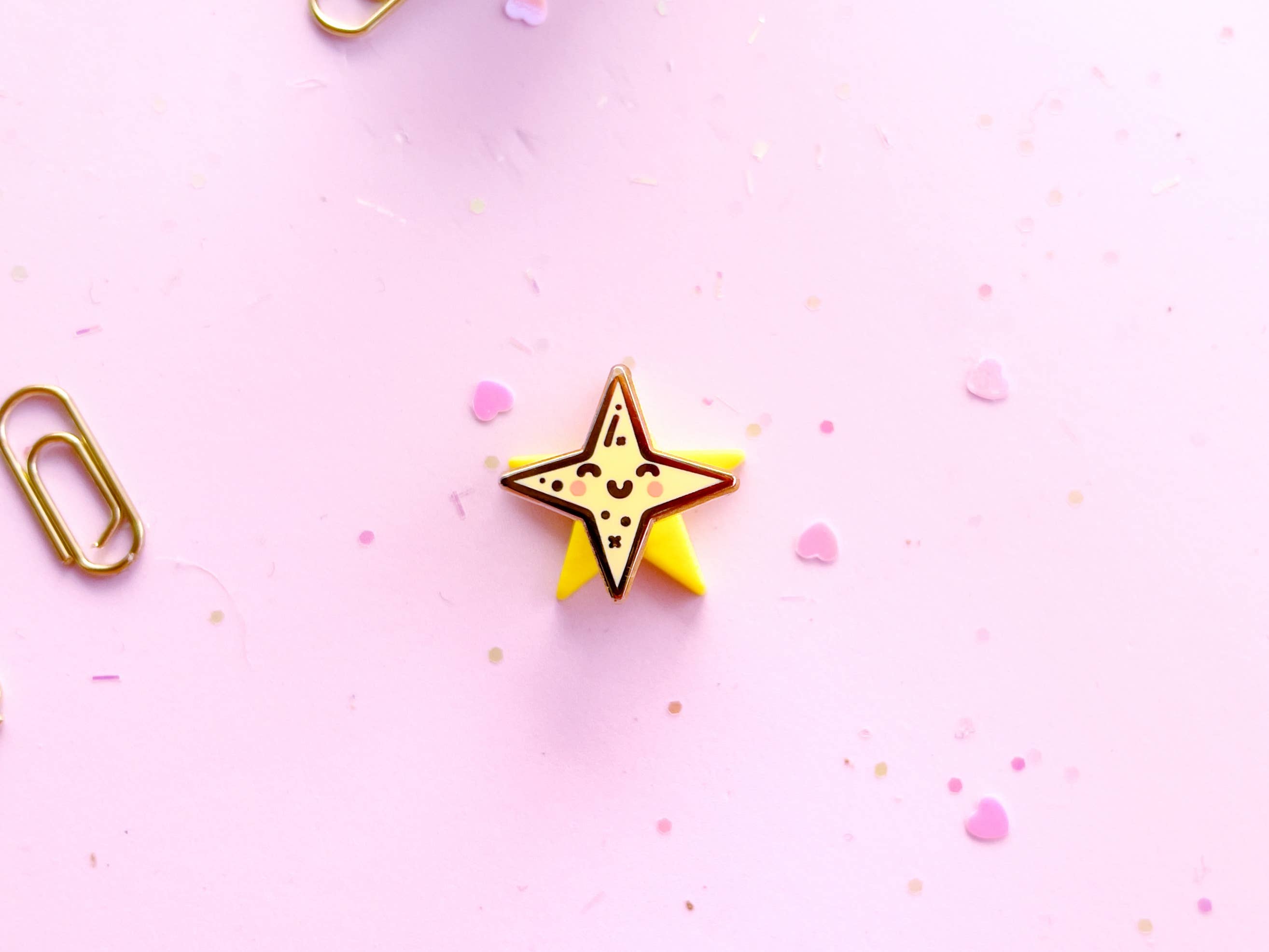 Jino's Art - Wholesale Lapel Pin/Button - Mini set of star and sparkle hard enamel pins - in yellow2