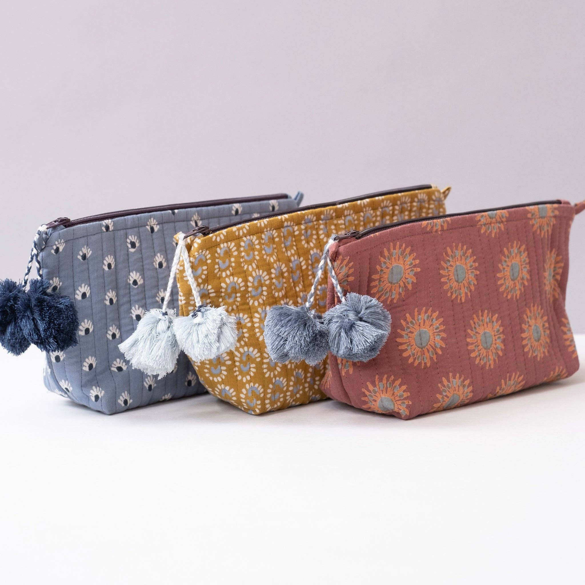 Graymarket Design - Wholesale Makeup/Cosmetic Bag - Sunburst Dark Honey Block Printed Makeup Pouch4