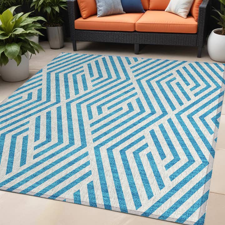 HomeRoots - Vente Tapis - Tapis d'intérieur et d'extérieur géométrique bleu sarcelle et blanc, 5 pi x 8 pi
