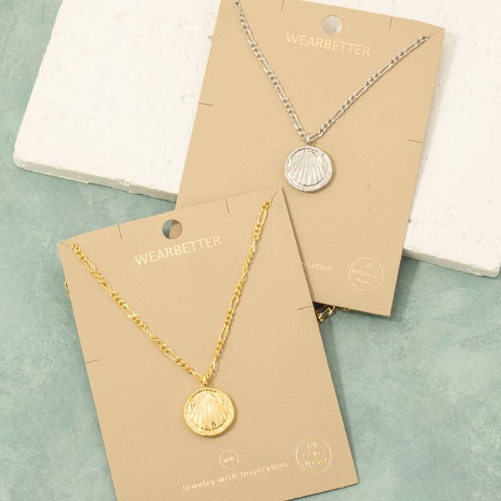 Goudgedompelde gestempelde schelpenmunt hanger ketting voor wholesale door Fame Accessories