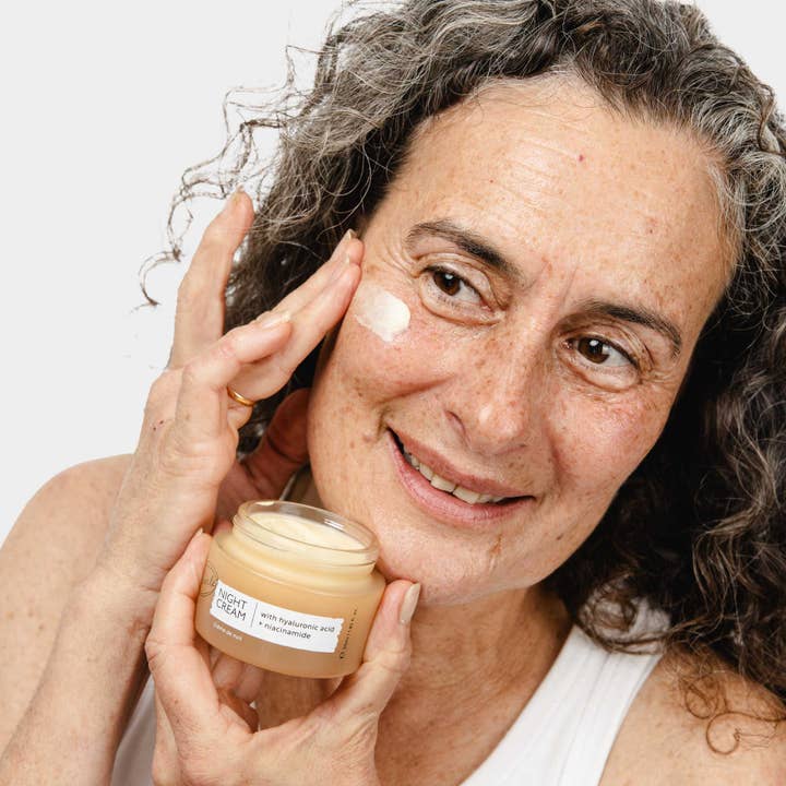 UpCircle Beauty UK – wholesale Night cream – Eco Anti-Ageing Night Cream Skincare Gift Hyaluronic Acid, Niacinamide3