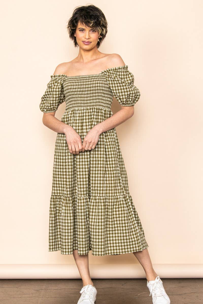 Elloh Collection - Wholesale Dress - Women's - Gingham Puff Sleeves Smocked Chest Midi Dress with Pockets3