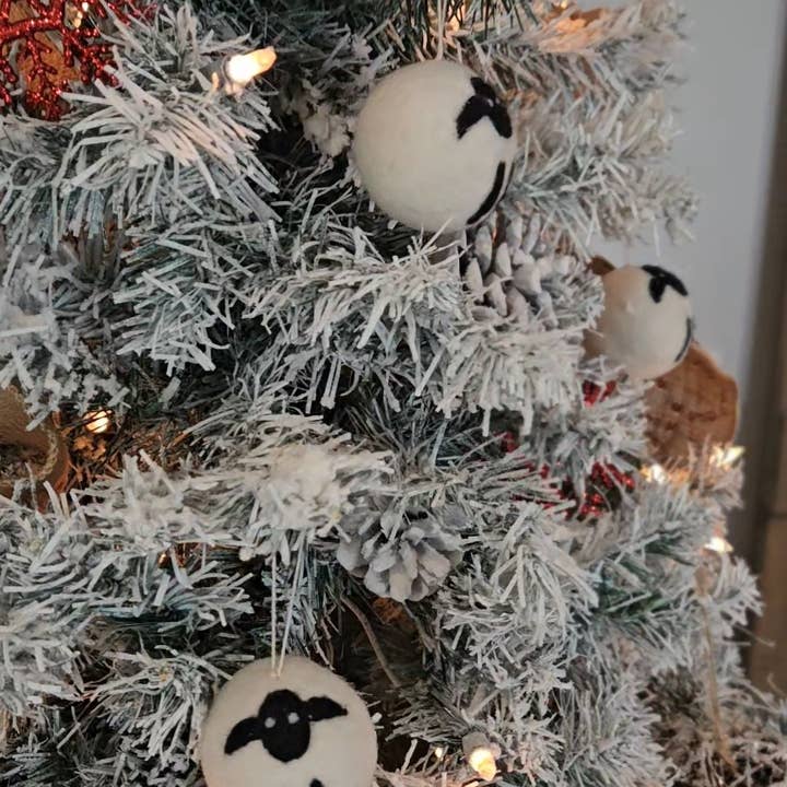 Aasha Collective - Wholesale Ornament - Felt Sheep Ball / Handmade Christmas Ornament2