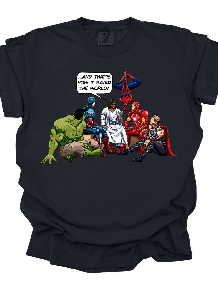 Made By Yen – Engroshandel T-shirt med print - Unisex – Hvordan Han reddede Verden | Unisex T-shirt1