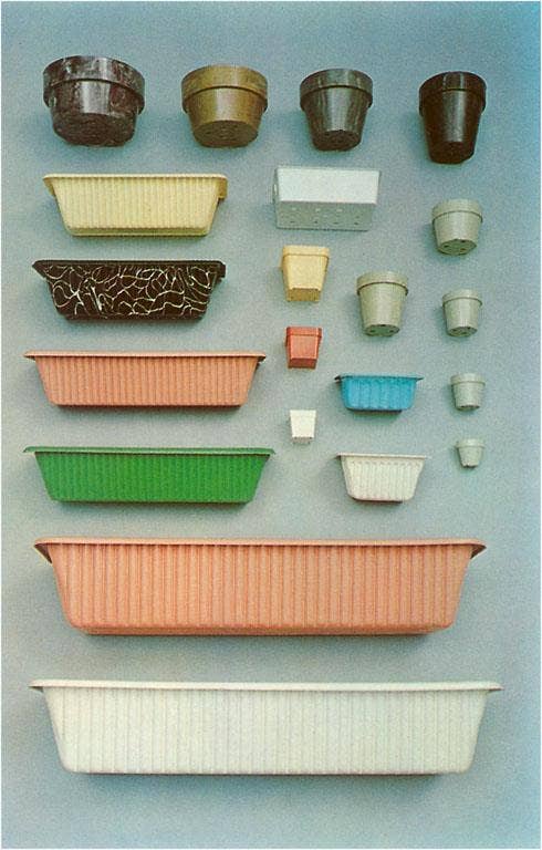 Found Image Press - Venta al por mayor Imanes - Selección de contenedores de plástico para plantas Magnet AC-1600