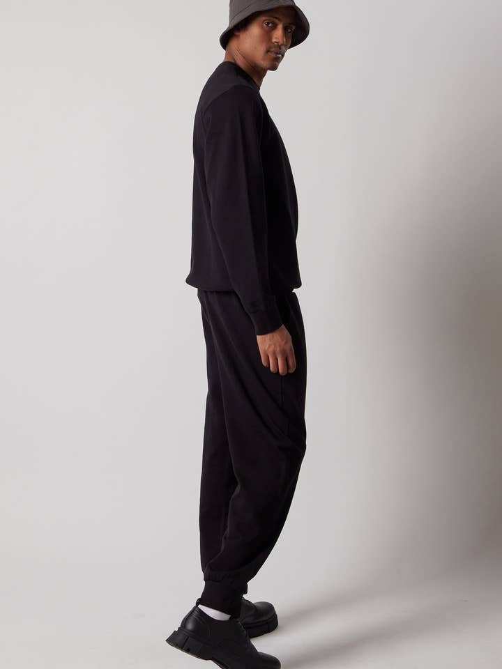 OWN OFF WITH NATURE - Wholesale Lounge Set - Men's - Crewneck Sweatshirt Set + Fleece Joggers21