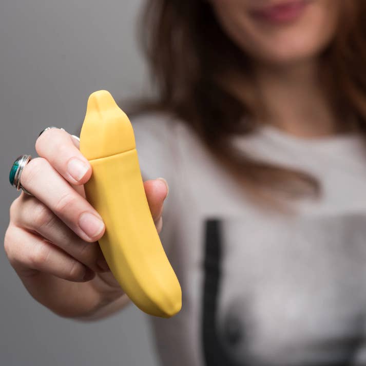 Emojibator - Wholesale Sex Toy - Banana Emojibator4