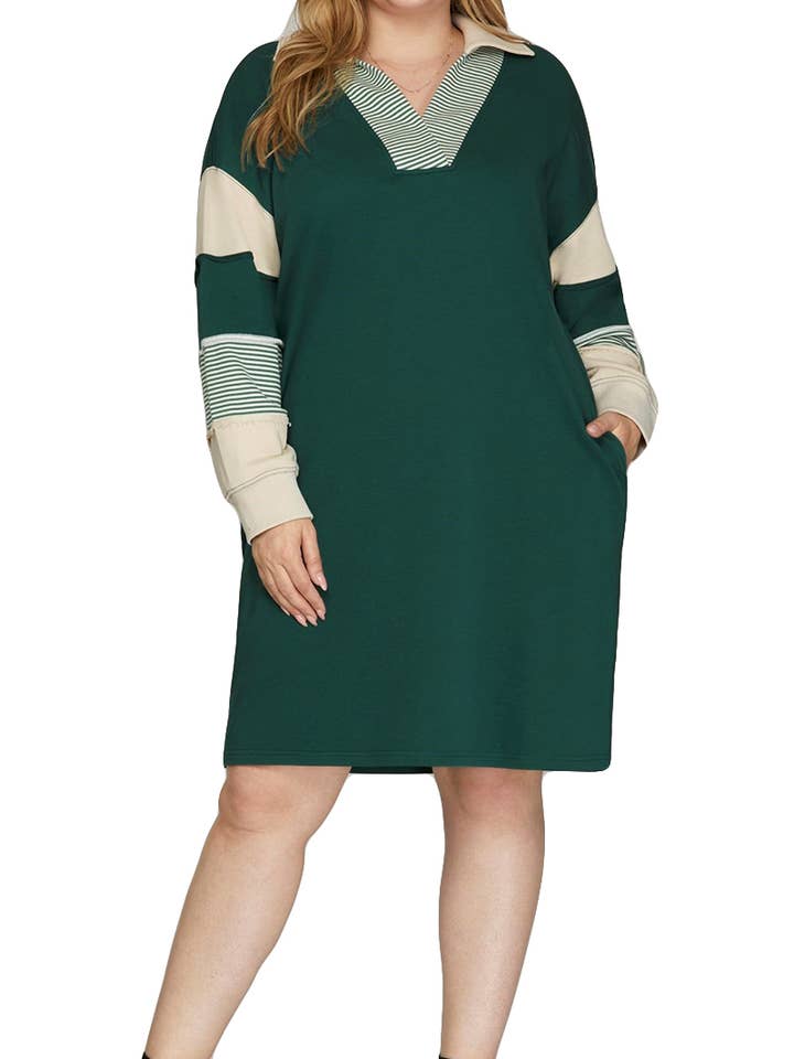 Robe en tissu éponge à encolure en V à blocs de couleurs pour la vente par Vanilla Monkey