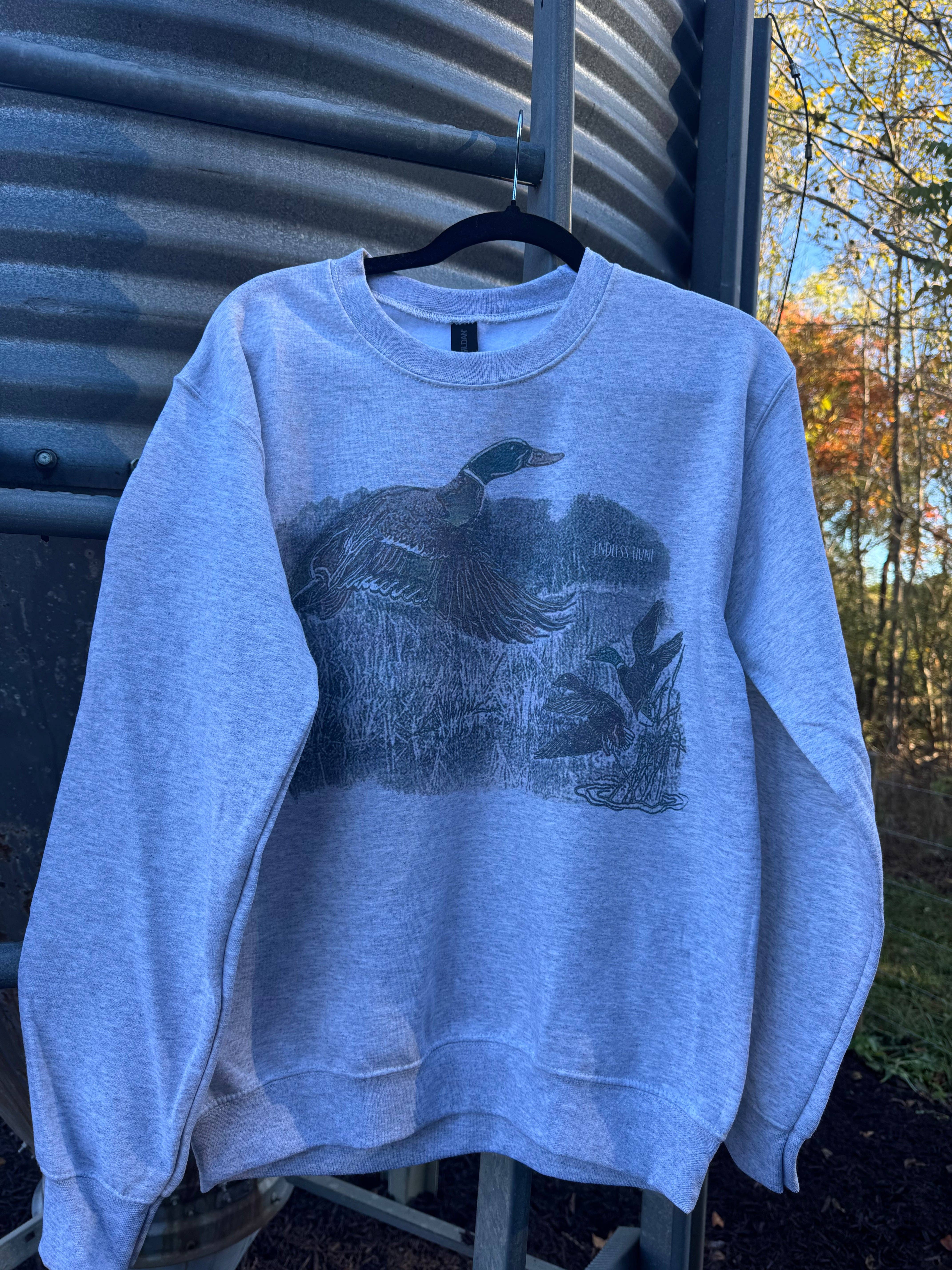 Endless Hunt - Wholesale Graphic Sweatshirt - Unisex - Wetland Vintage Crew0