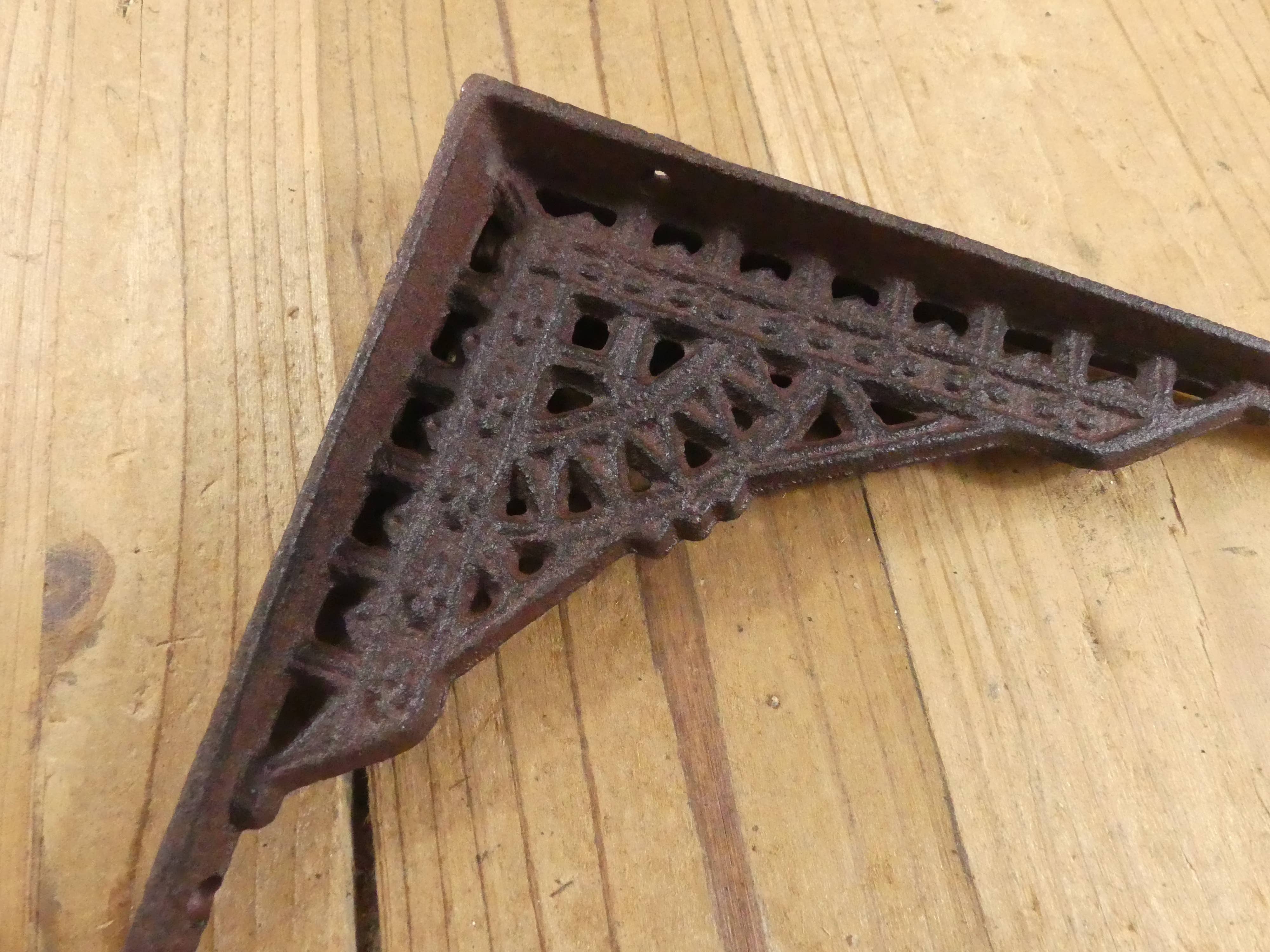Midwest Craft House - Wholesale Wall Accent - CAST IRON BRACKET 4 1/8" X 5 1/8"1