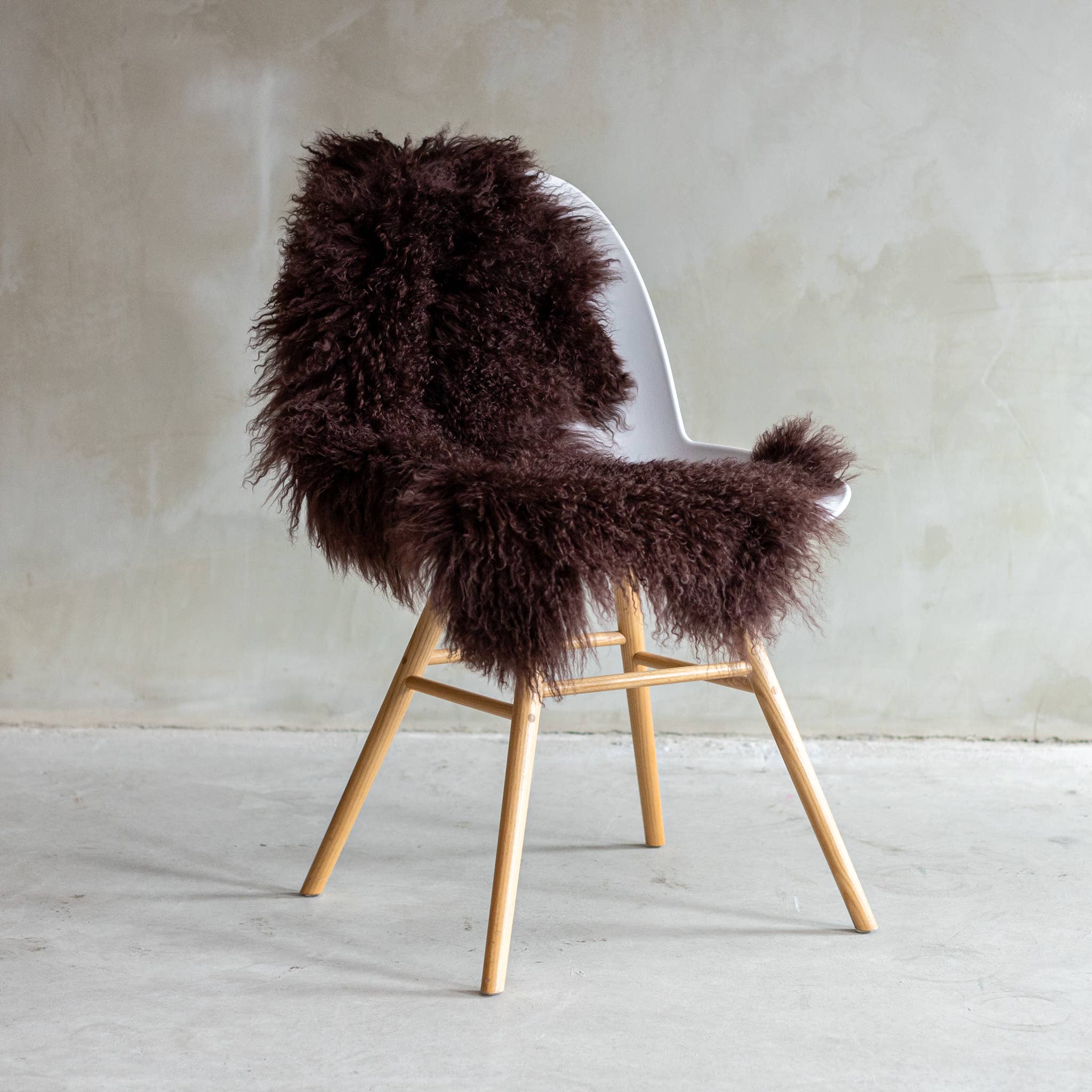 Van Buren – Engroshandel Stol – Tibetansk fåreskind | SALG2