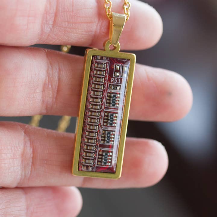 Pavlysh s.r.o. - Wholesale Pendant/Charm Necklace - Circuit board necklace, small rectangle9