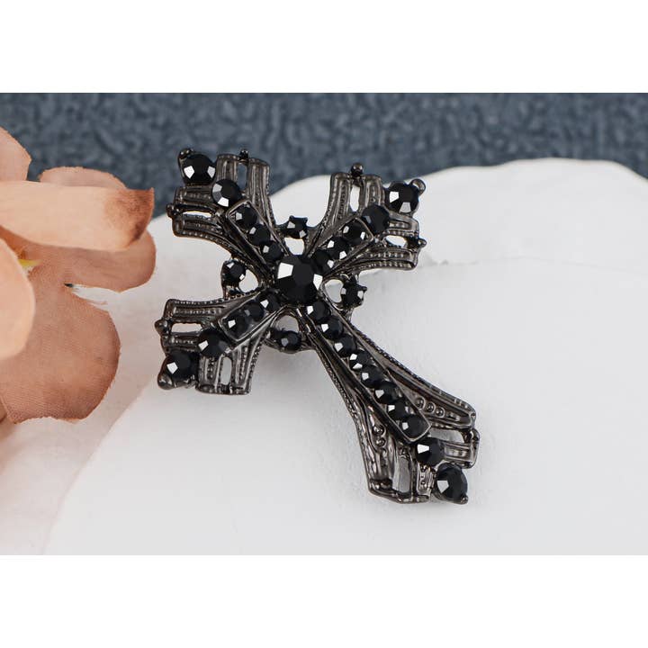 AK Brand - Vendita all'ingrosso Spille - Spilla a forma di croce religiosa argentata con strass56