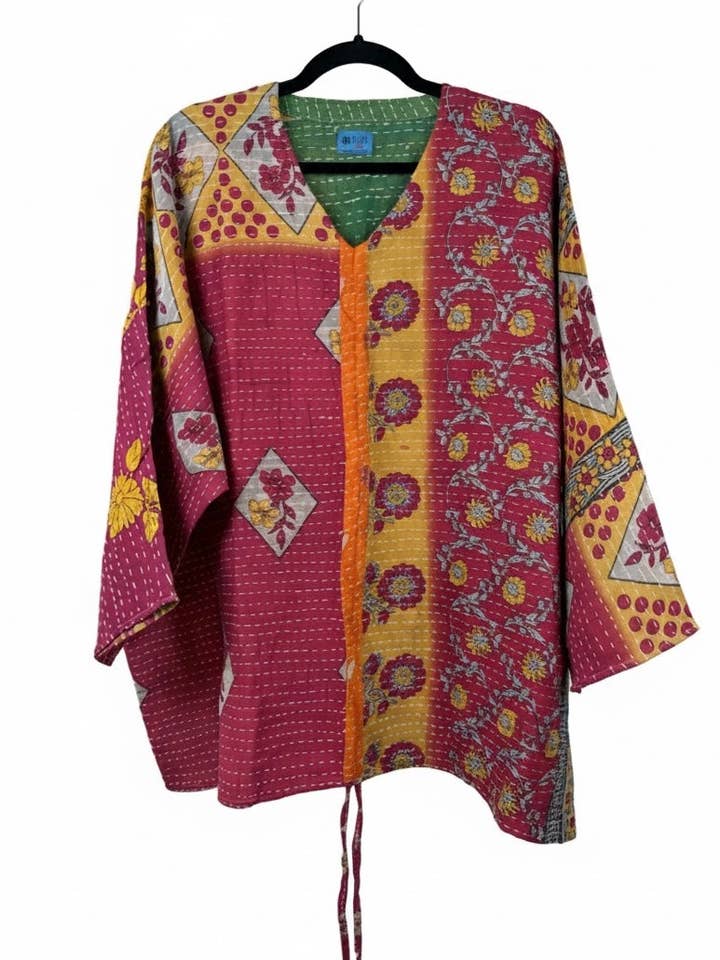 Haut Papillon Hana Lever de Soleil Surdimensionné 1000-30 pour la vente par She Lives Beauty