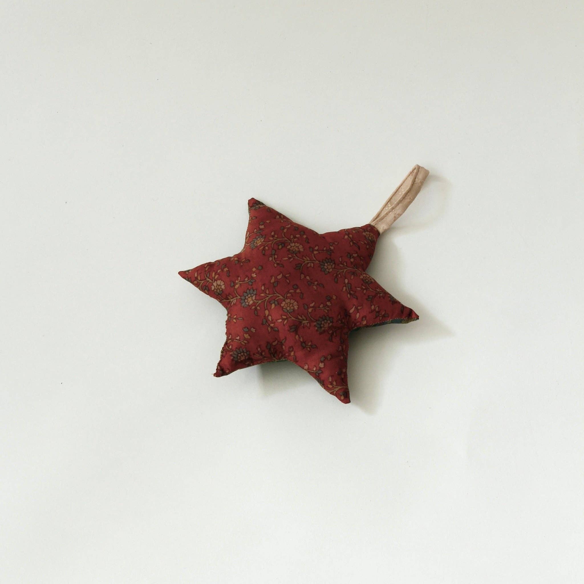 Nordstjerne - Wholesale Ornament - SUSTAIN vintage silk star, small6