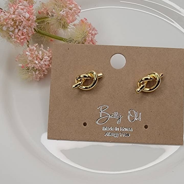 BETTYOH INC - Wholesale Stud/Post Earrings - KNOT STUD EARRINGS.0