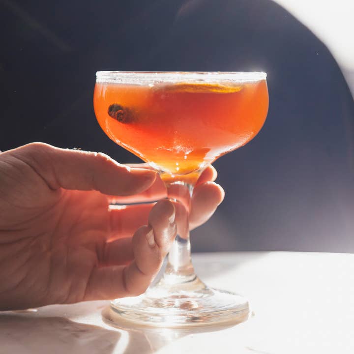 In High Spirits Infusions - Vente Kit de fabrication de boisson - Le kit d'infusion à cocktails Campfire7