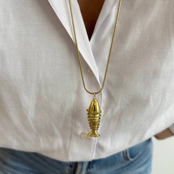 A.B. Paris - Wholesale Pendant/Charm Necklace - Big Fish Necklace - gold or silver2