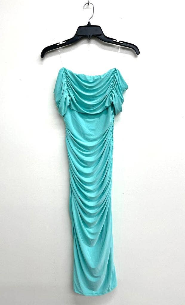 Uptown Apparel - Venta al por mayor Vestido - Mujer - Vestido midi elegante con escote caído4